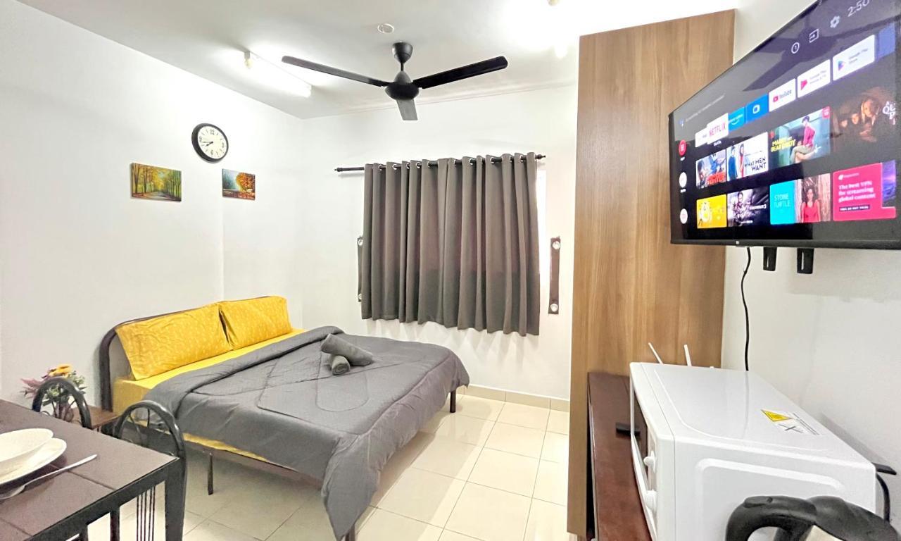 Alanis Studio Suite {Shortstay} Sepang Exterior foto